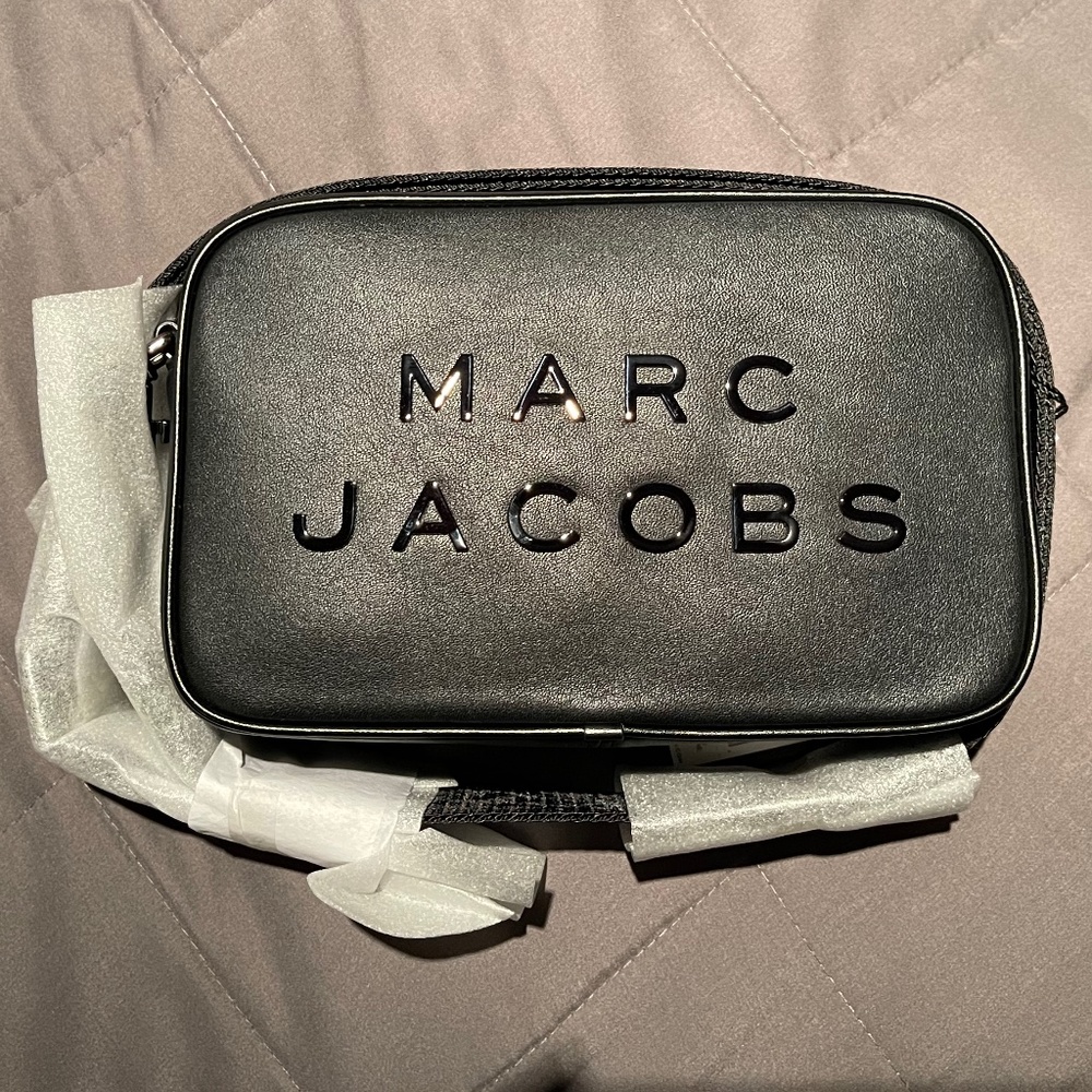 Marc Jacobs flash logo crossbody bag NEW with tag